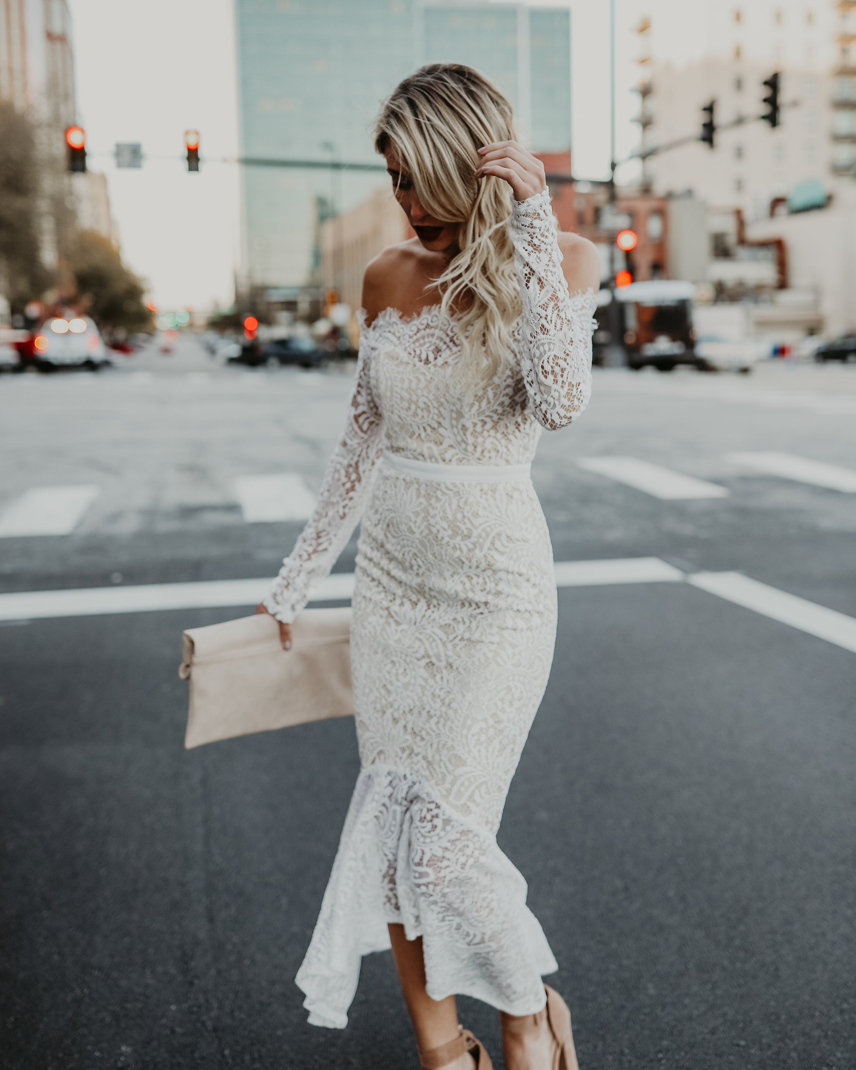 Elegance Lace Trumpet Dress - White - Fashionpara