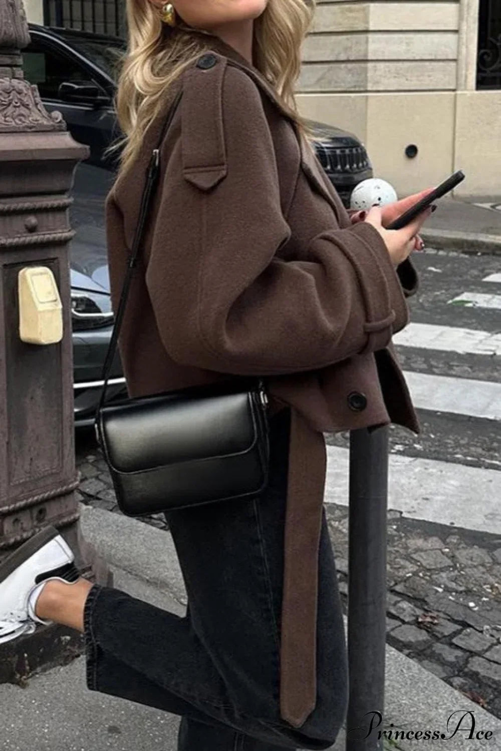 Wide Lapel Wool Blend Coat for Timeless Elegance and Warmth