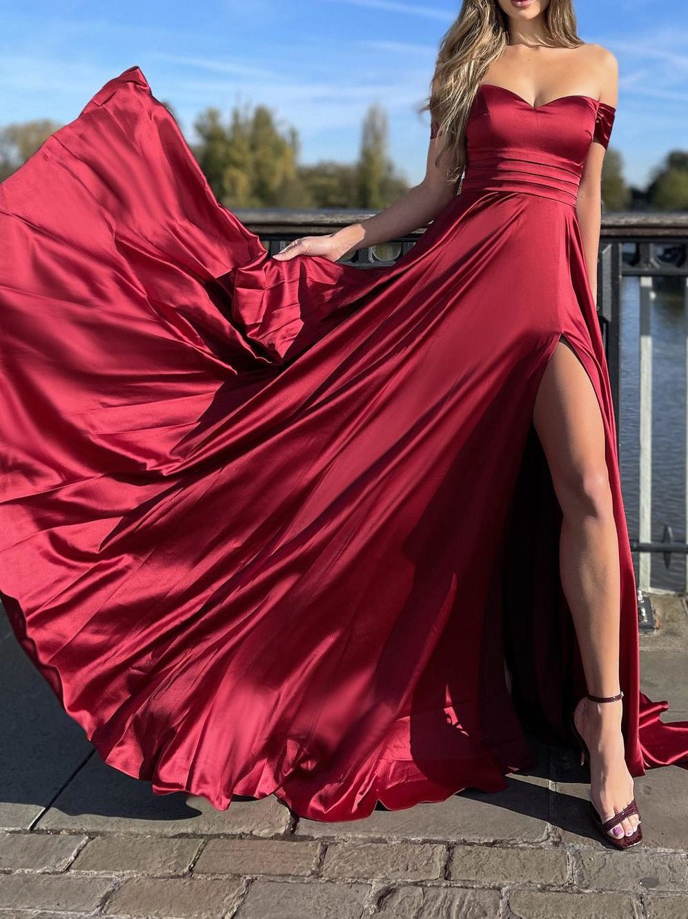 One-Shoulder Split Swing Dress - Fashionpara