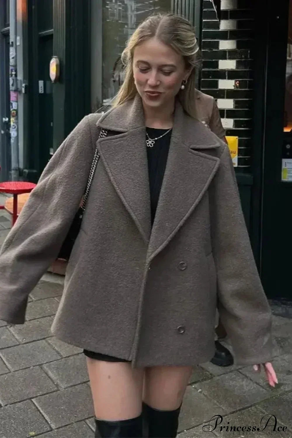 Wool Double Breasted Collared Short Sleeve Coat 2