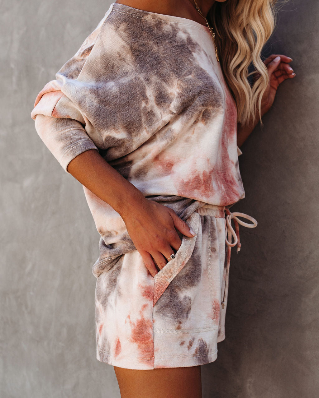 World Of Comfort Pocketed Tie Dye Knit Shorts - Coral/Taupe