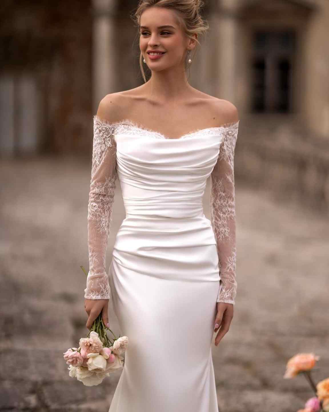 Sexy Trumpet Off-Shoulder Long Sleeve With Overskirt Beach Wedding Dress