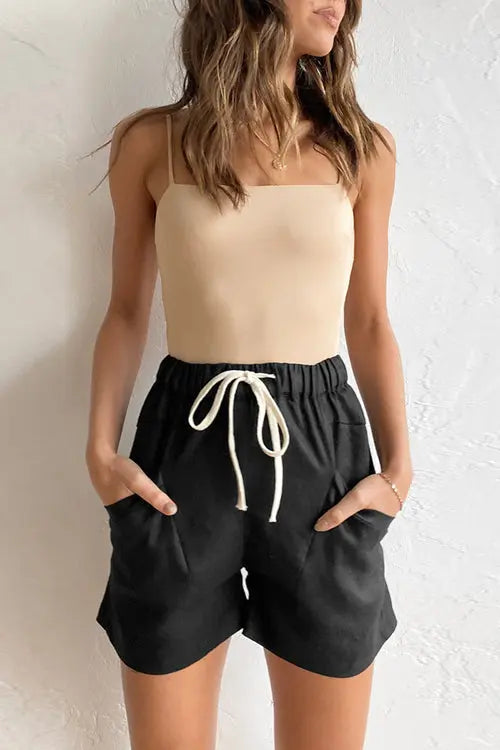 Drawstring Waist Pockets Shorts - Fashionpara