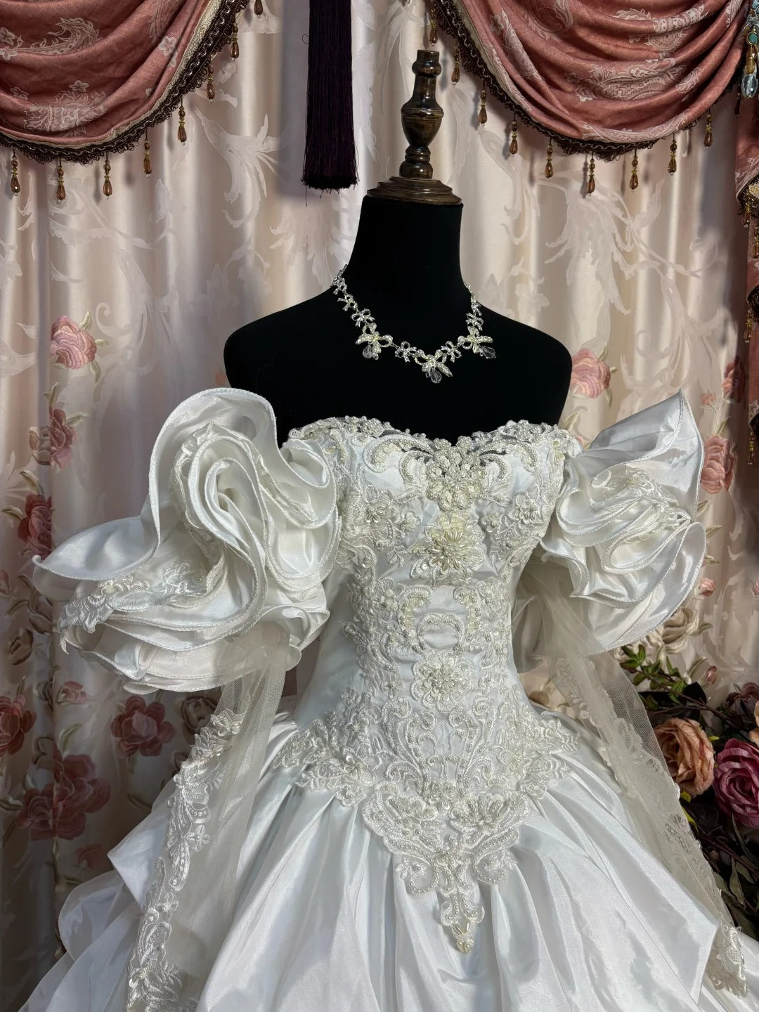 A Line Long Elegant Wedding Dresses Princess Bridal Gown