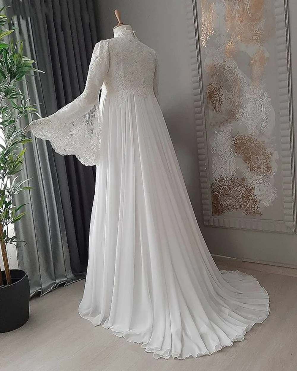 Elegant ivory flare sleeve lace wedding dress