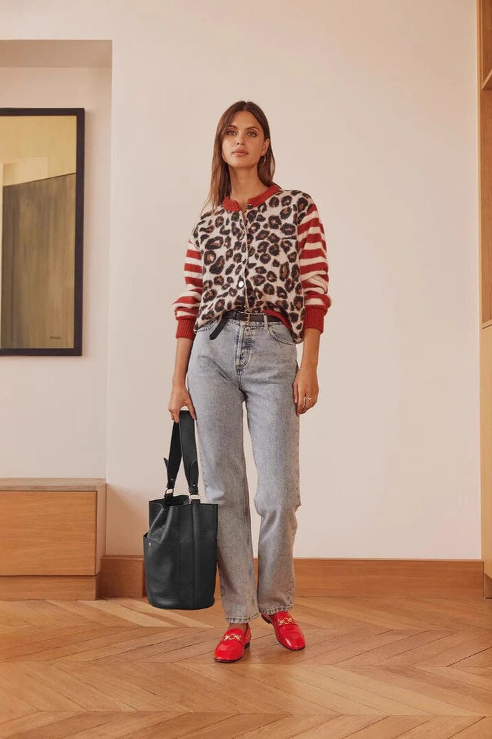 Chic Leopard Print Contrast Cardigan for Effortless Style