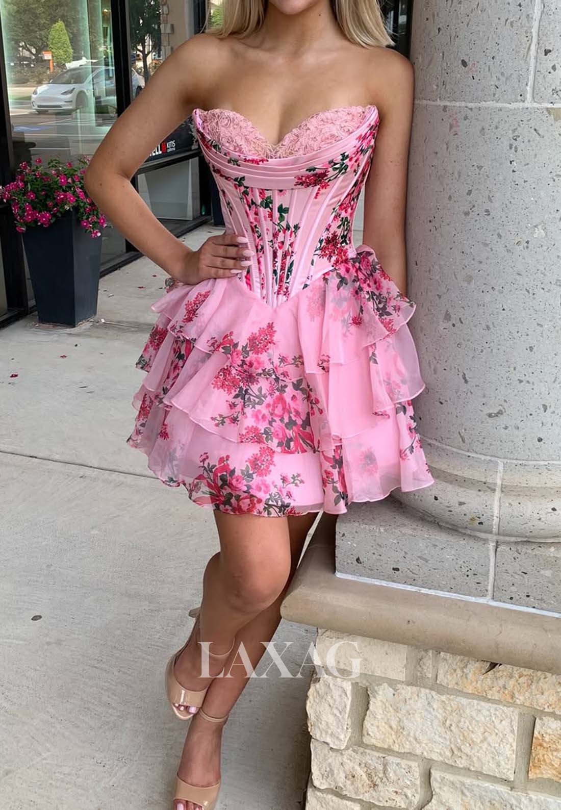 Sweetheart Off-Shoulder Sleeveless Applique Print-Chiffon Tiered A-Line Homecoming Dress