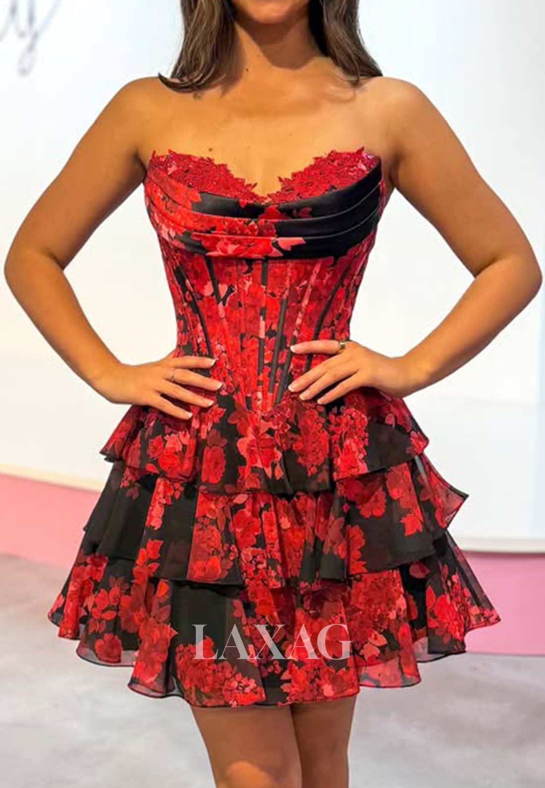 Sweetheart Off-Shoulder Sleeveless Applique Print-Chiffon Tiered A-Line Homecoming Dress