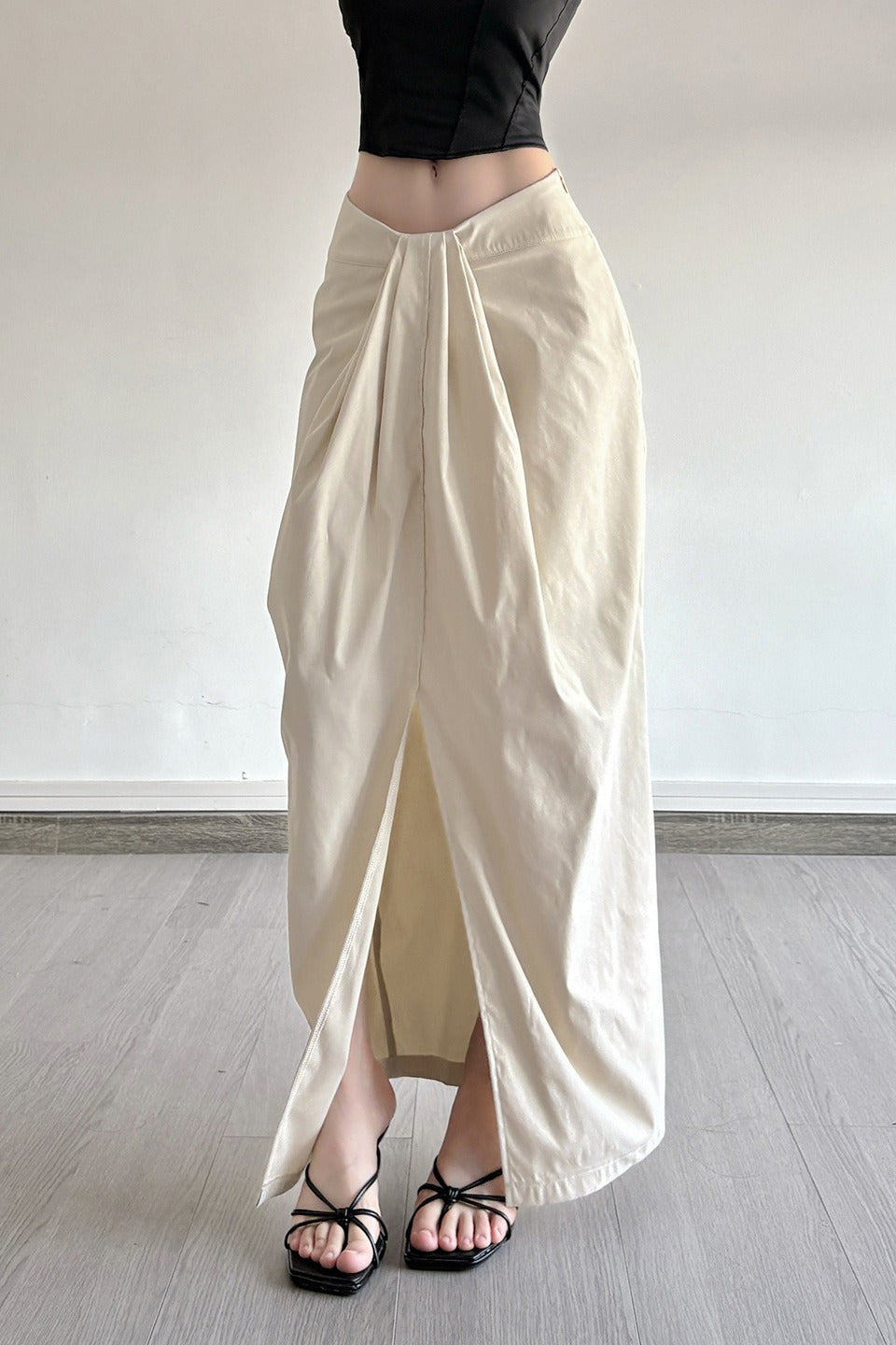 Knotted Waist Solid High-Slit Bodycon Skirt