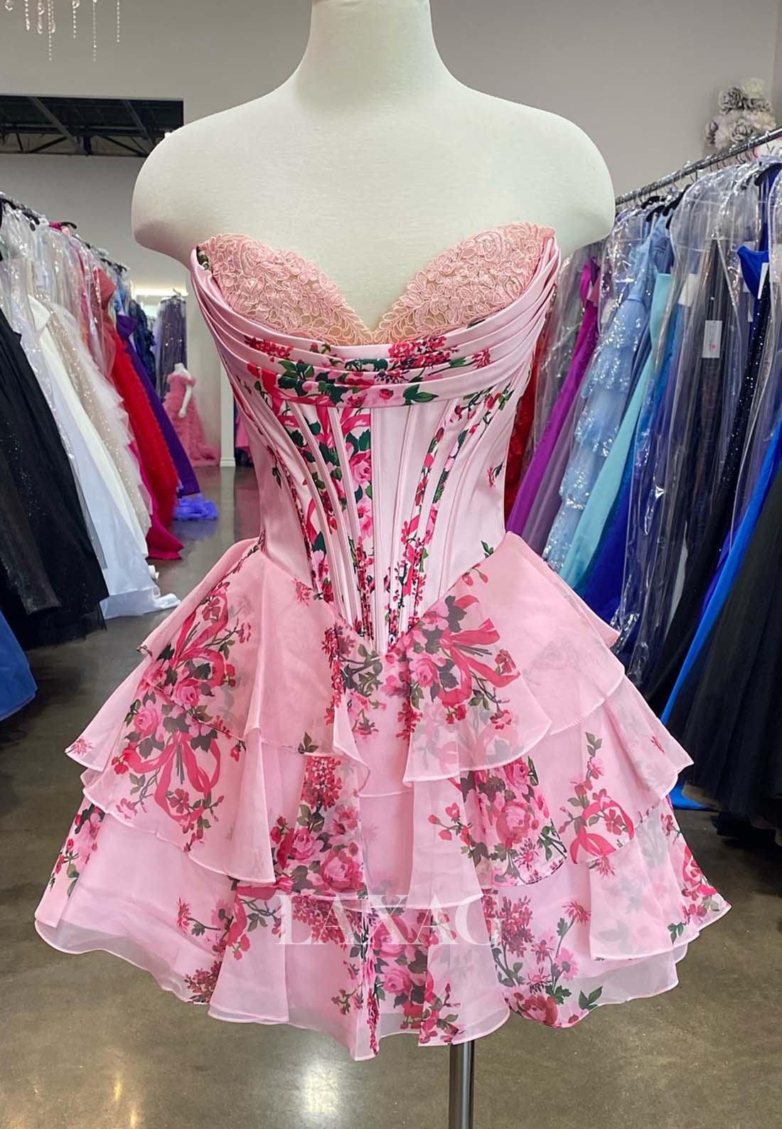 Sweetheart Off-Shoulder Sleeveless Applique Print-Chiffon Tiered A-Line Homecoming Dress