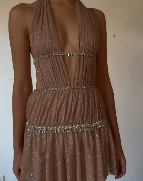 Shiny Halter Deep V Tulle Beaded Short 7th Grade Homecoming Dress Sexy Cocktail Dress D617