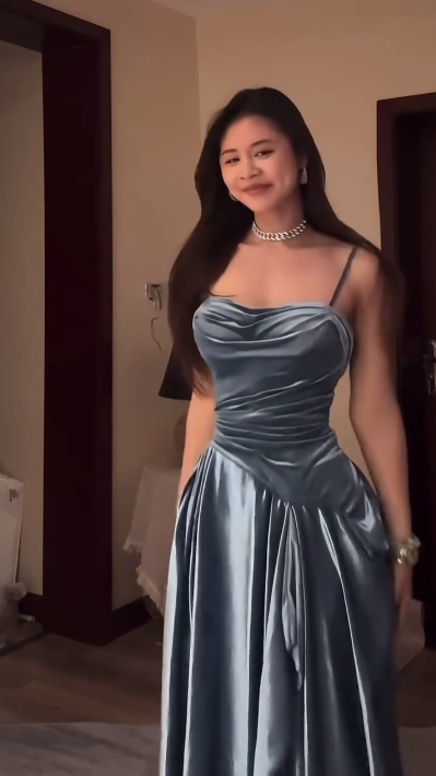 Charming Spaghetti Straps Blue Satin Pleated A Line Long Party Dress Prom Dress D964