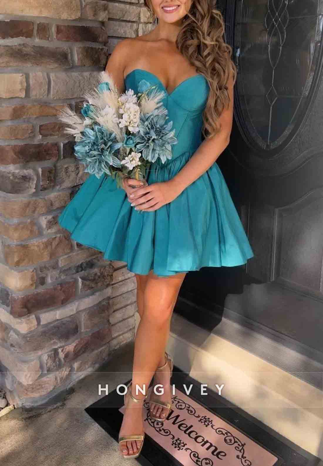 Simple Sweetheart Pleated Sleeveless A-Line Short Homecoming Dresses
