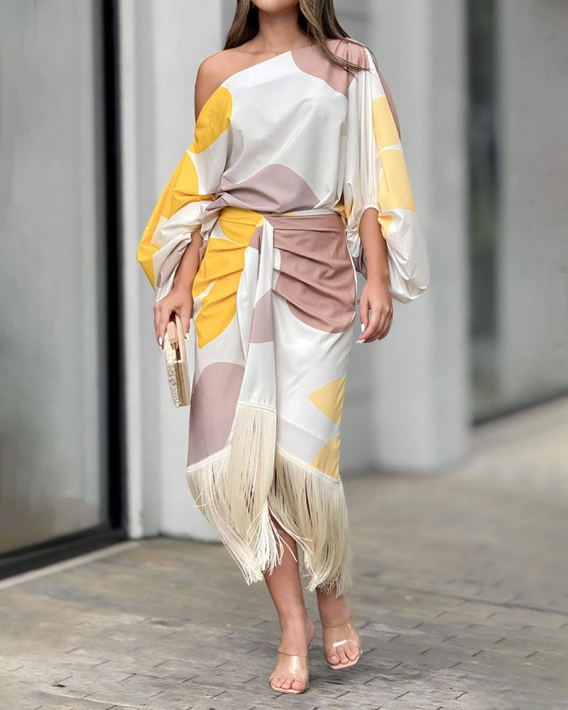 Fashion Print Lantern Sleeve Loose Top & Fringed Hem Skirt Two-Piece Set - Fashionpara