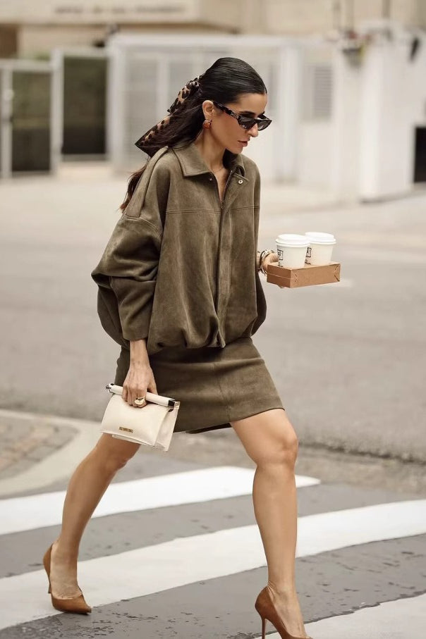 Batwing Sleeve Zippered Bomber Jacket