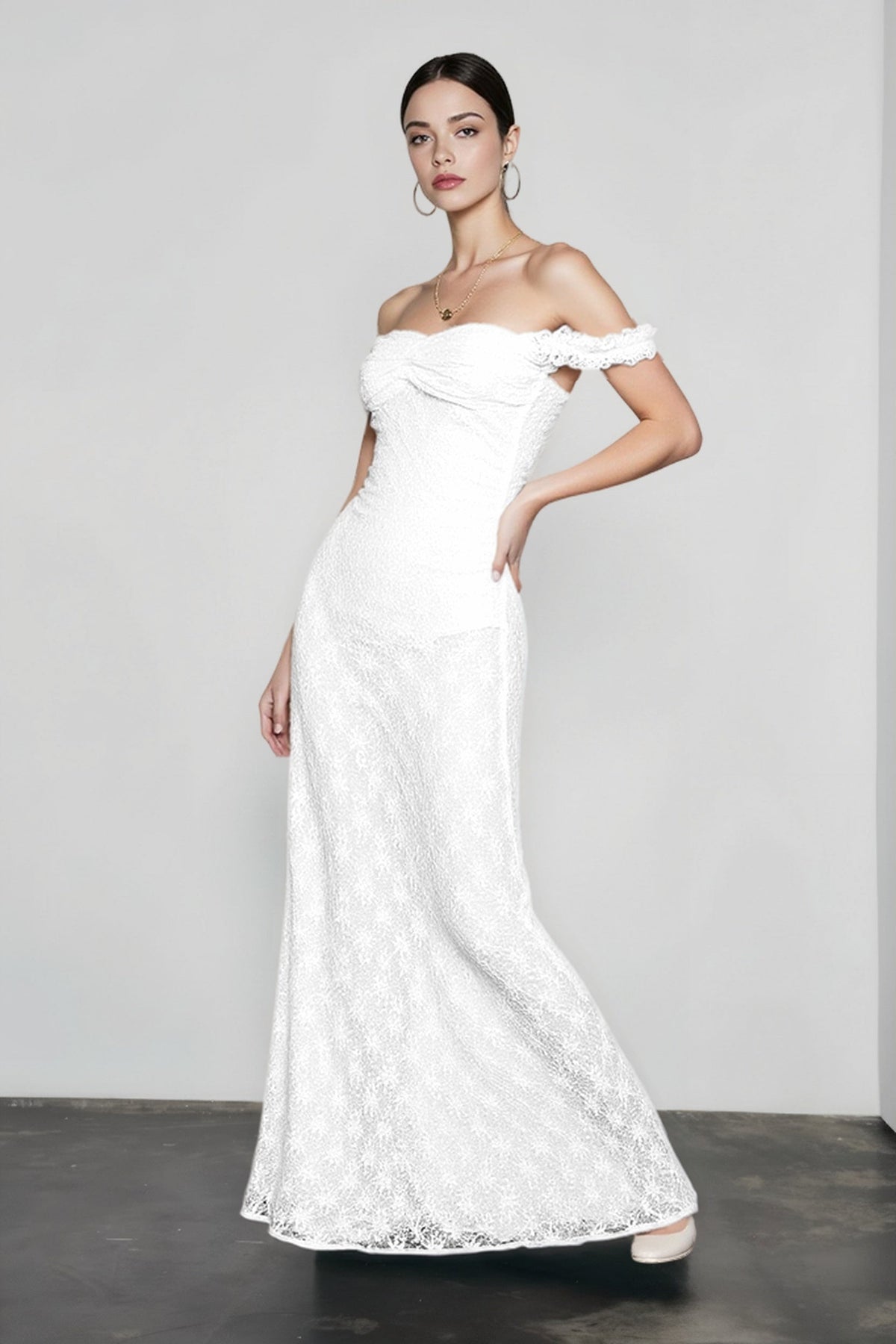 Lace Off-Shoulder Sweetheart Short-Sleeve Fishtail Gown
