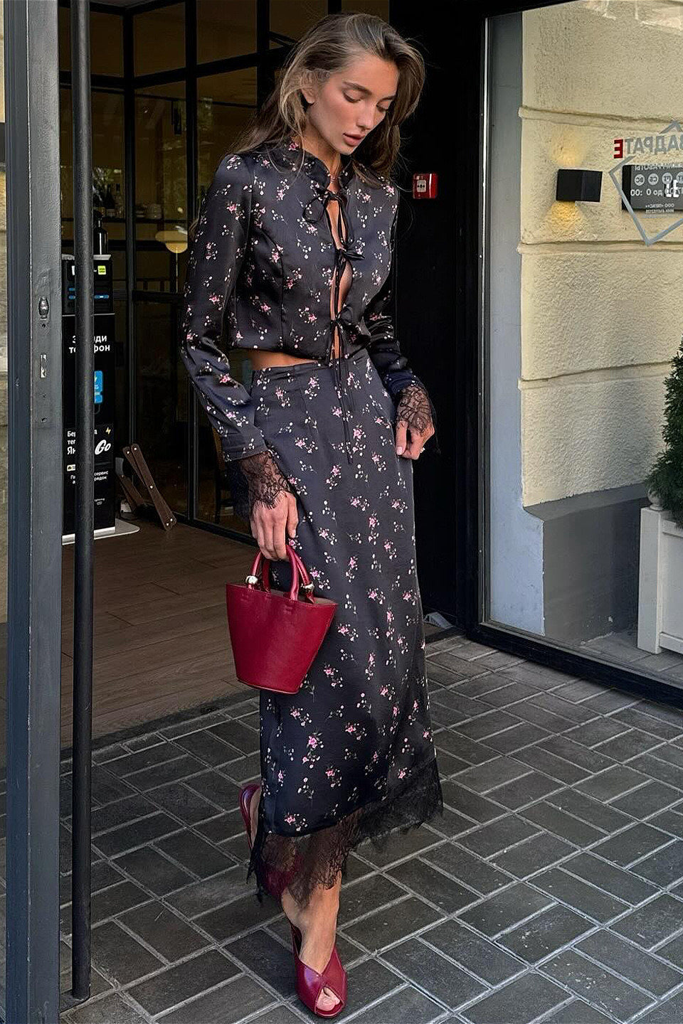 Floral Tie Waist Crop Top Split Bodycon Skirt Two Piece Set