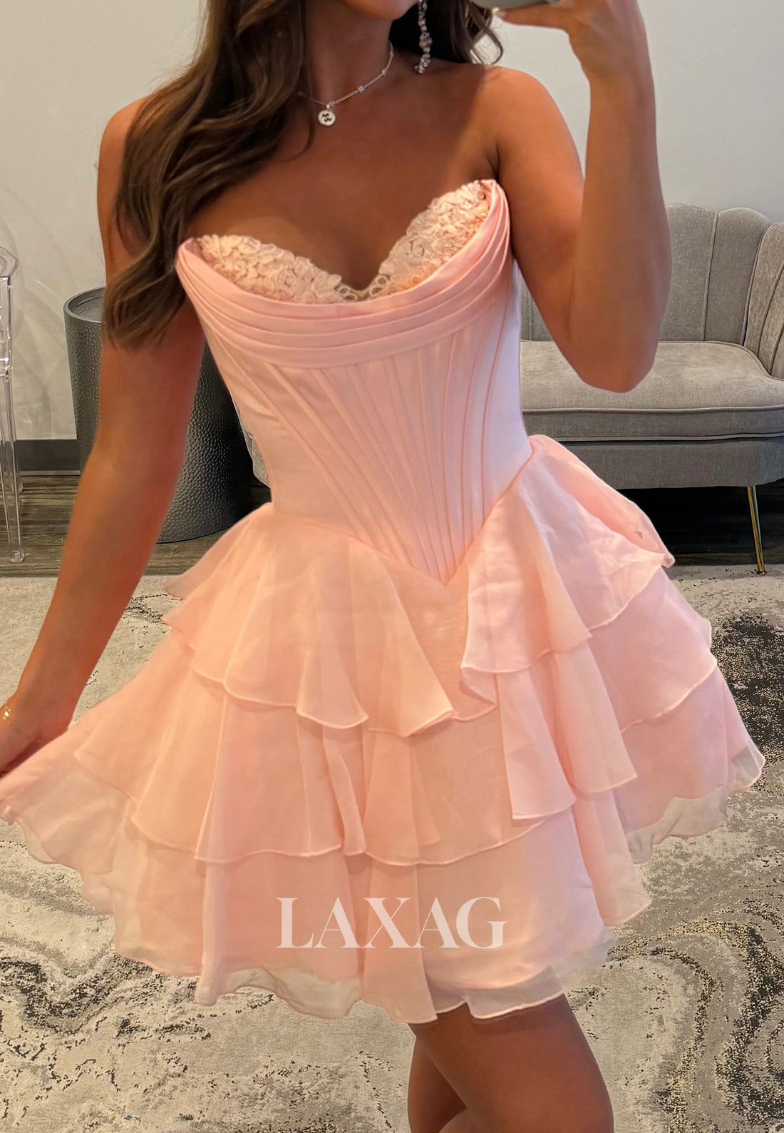 Sweetheart Off-Shoulder Applique Pleated Chiffon Tiered A-Line Party Homecoming Dress