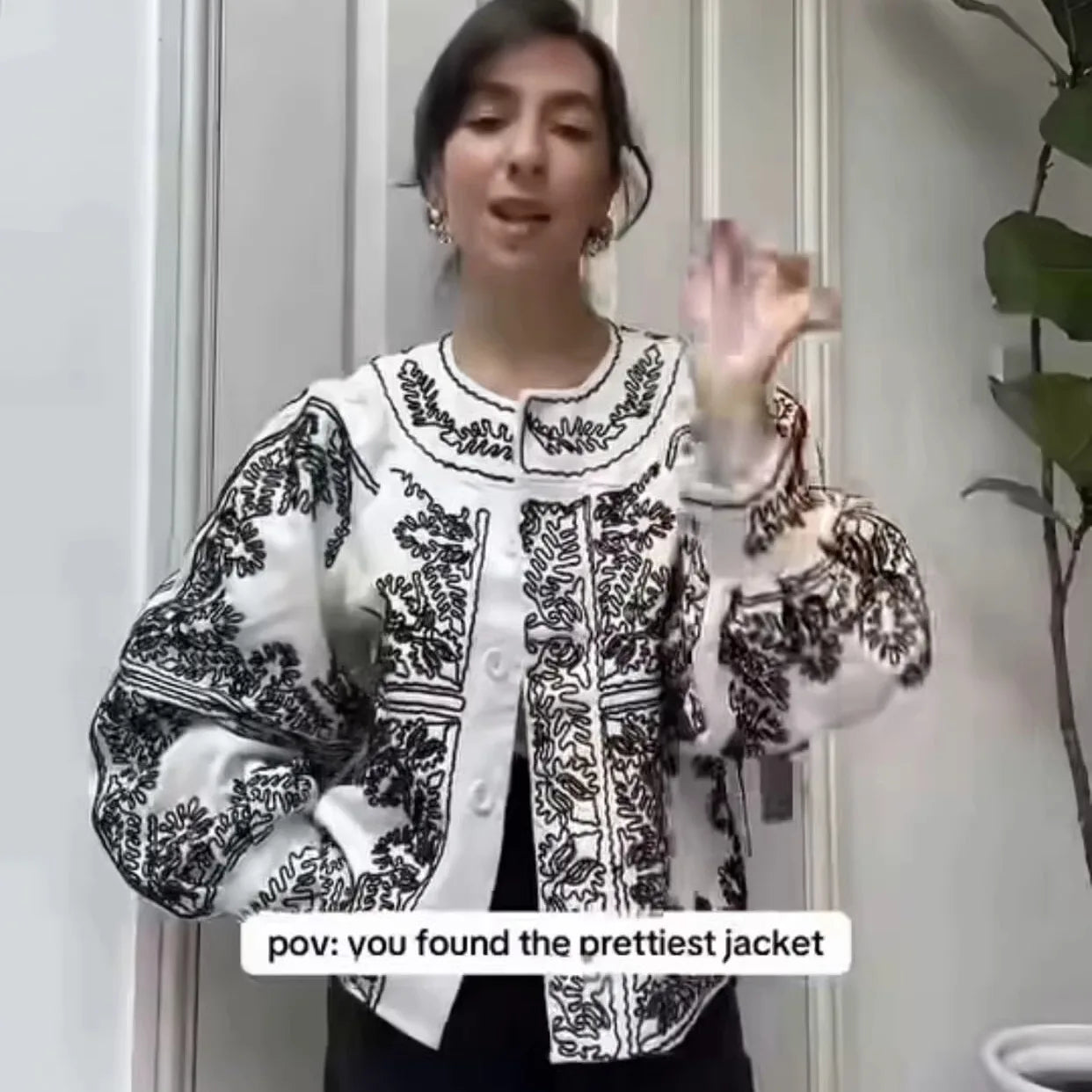 Cotton Floral Embroidery Lantern Sleeve Boho Jacket