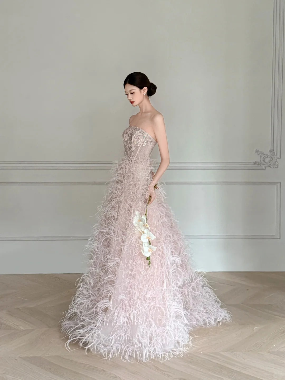 Elegant Light Pink A-line Strapless Feather Long Prom Dress Evening Dress P4104