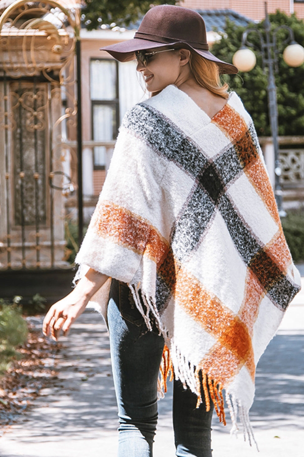 RadyRin V-neck Irregular Tassel Sleeveless Sweater Cloak