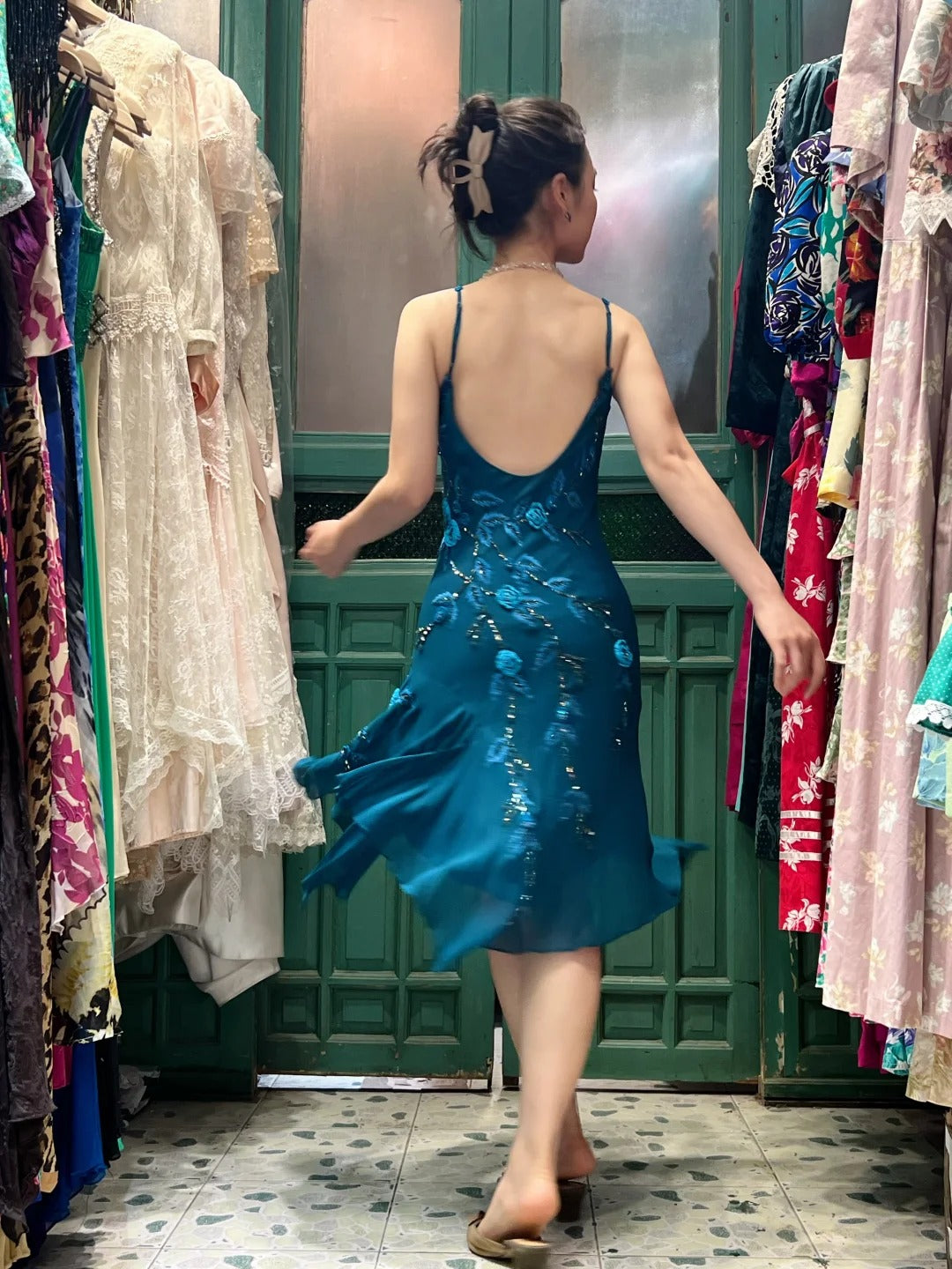 Retro Elegant Peacock Blue Irregular Deep V Halter Embroidered Chiffon Prom Dress Evening Dress P4119