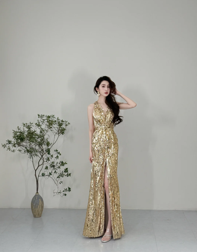 Sparkling Yellow Mermaid Deep V Halter Neck Slit Sequined Long Prom Dress Evening Dress P4125