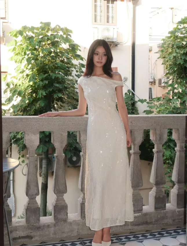 Elegant White Fitted One-shoulder Sequined Long Prom Dress Evening Dress P4128