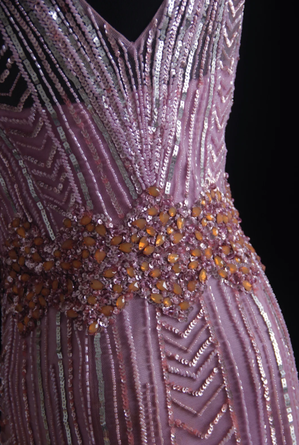 Gorgeous Pink V Neck Tulle Sequin Beaded Mermaid Evening Dress Prom Gown D1157