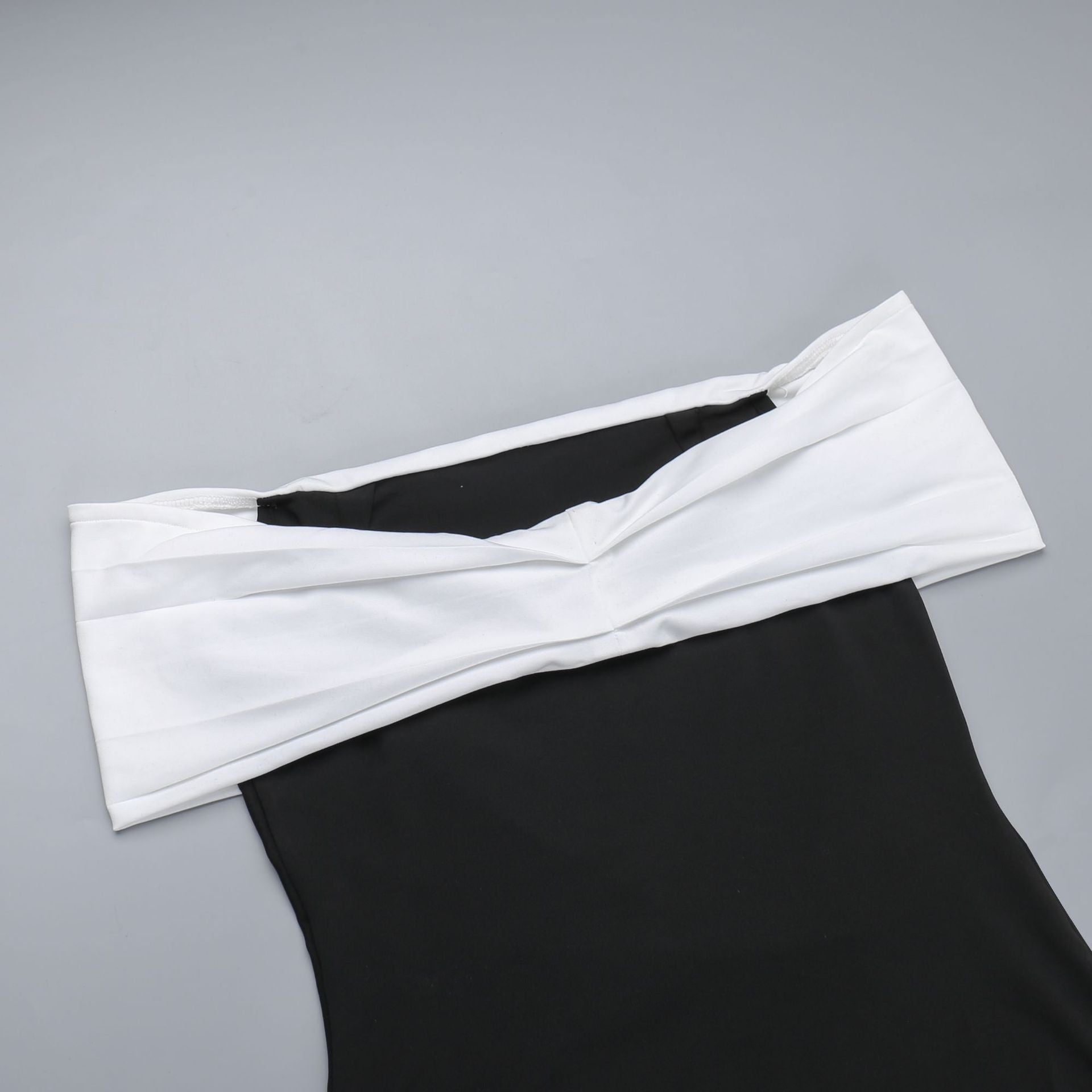 Dublin Off-shoulder Dress - Black