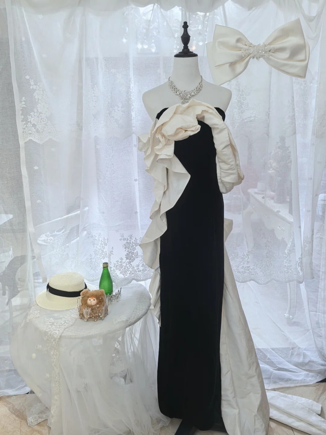 Elegant Black And White Color-Blocked Mermaid Strapless Velvet Satin Long Prom Dress Evening Dress P4131