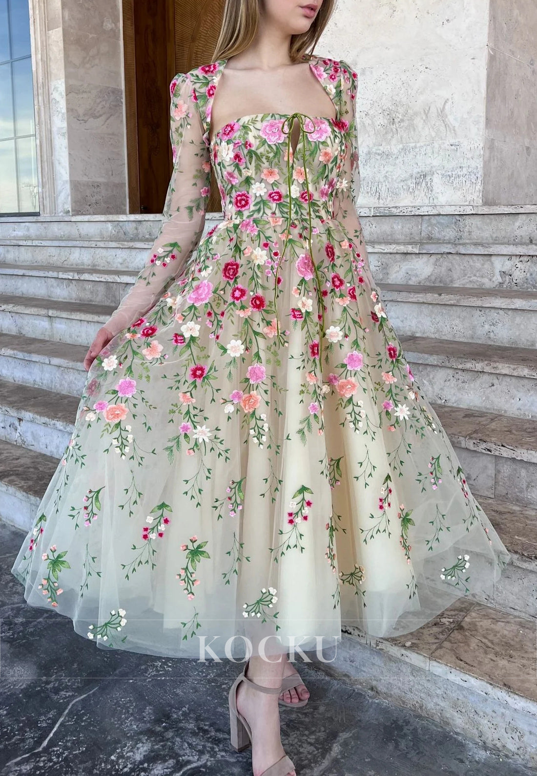 Long Sleeve Queen Anne Floral Appliqued Pleated Prom Dresses