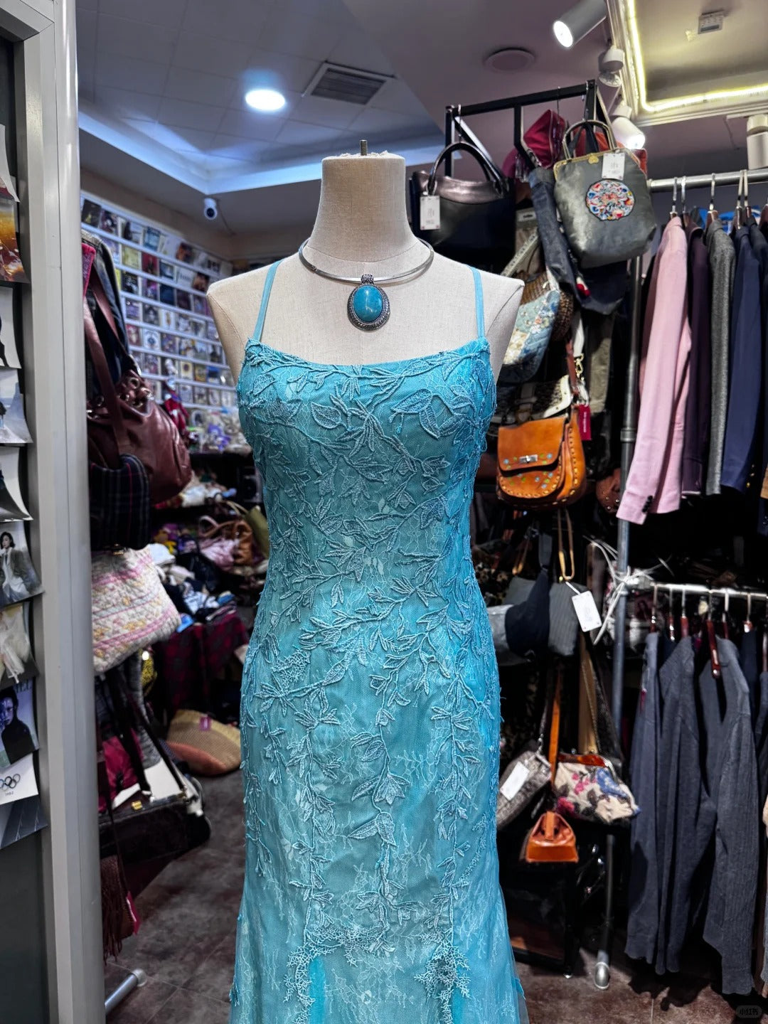 Elegant Lake Blue Mermaid Halter-neck Lace Long Prom Dress Evening Dress P4140
