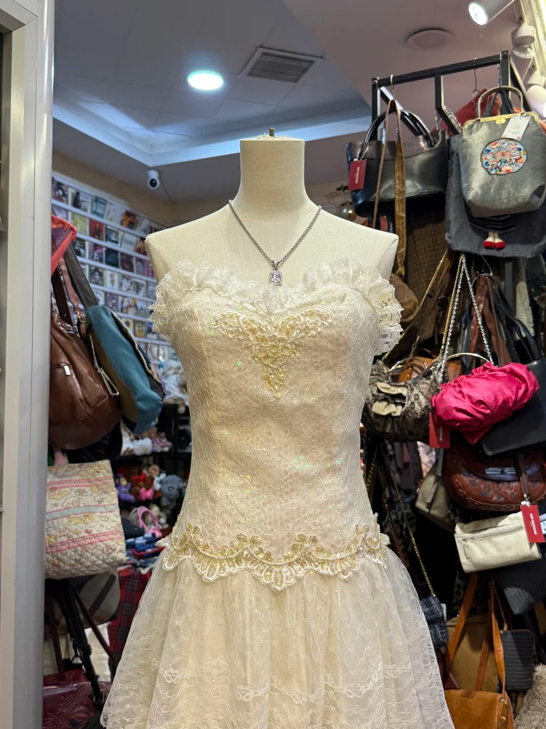 Sweet Ivory Heart-Shaped Neckline Embroidered Layered Lace Prom Dress Evening Dress P4146