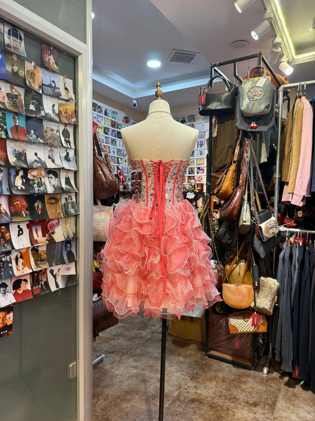 Princess Coral Pink Heart-Shaped Neckline Rhinestone-Embellished Short Prom Dress Evening Dress P4148