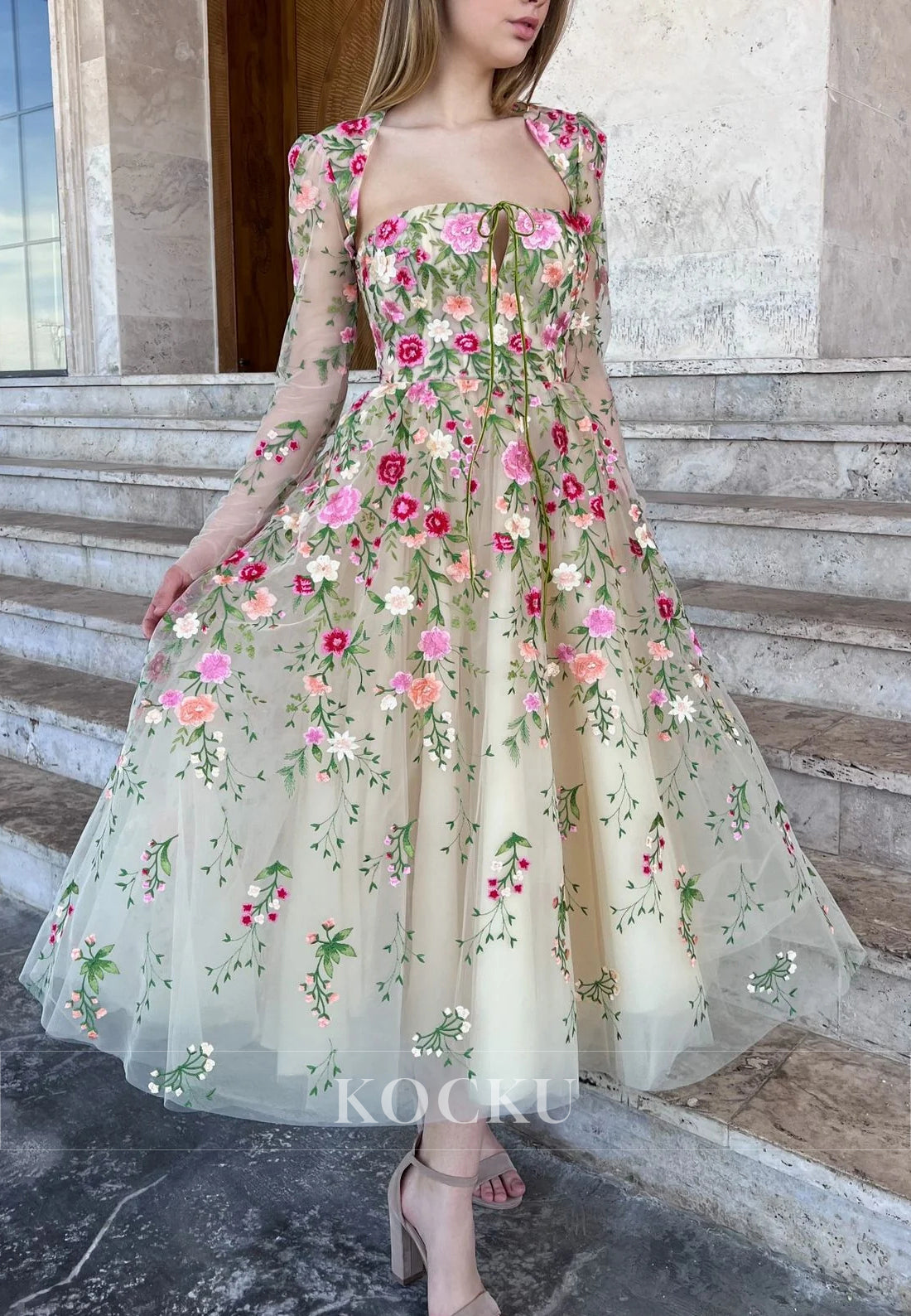Long Sleeve Queen Anne Floral Appliqued Pleated Prom Dresses
