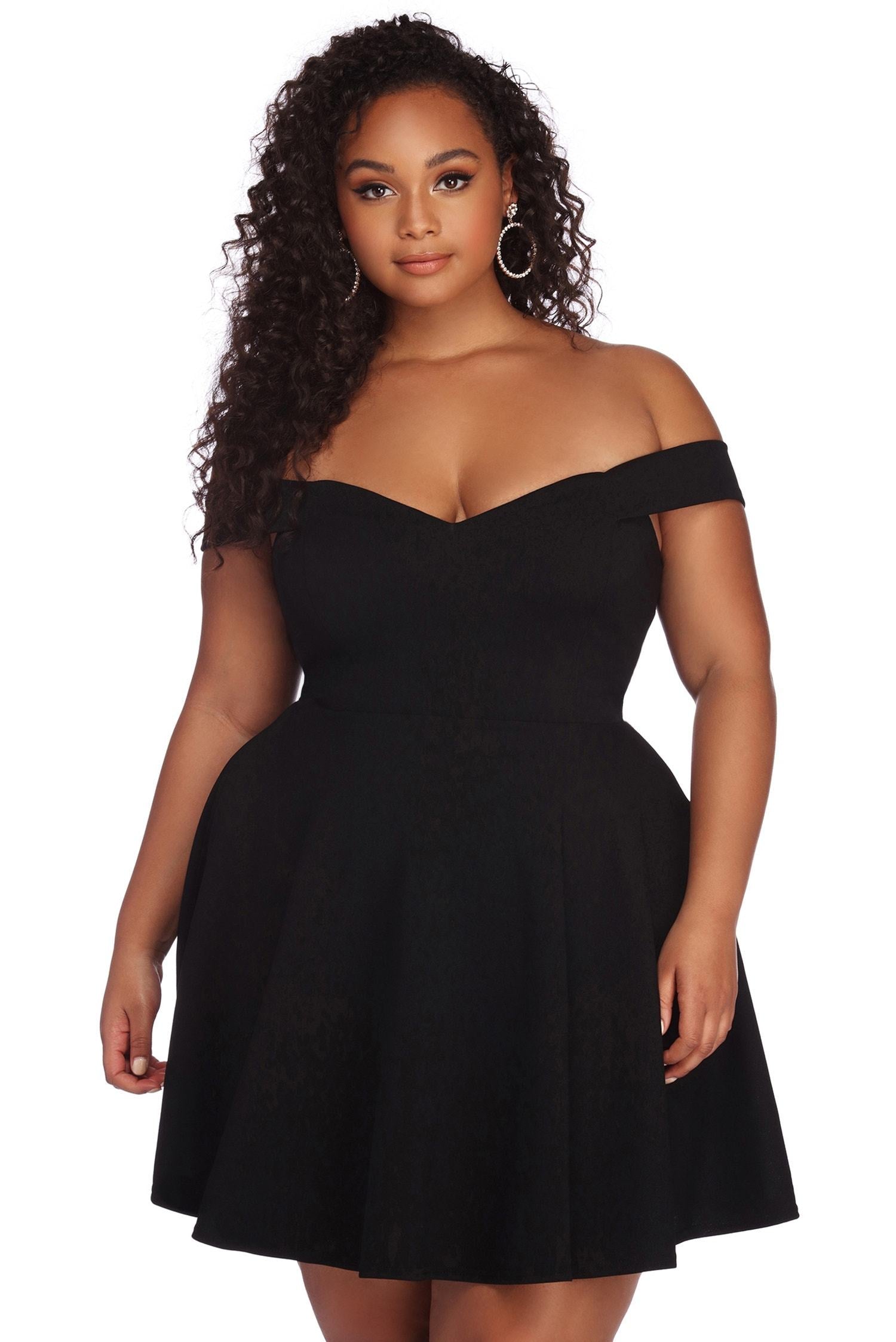 Plus Charming Sweetheart Skater Dress - Fashionpara