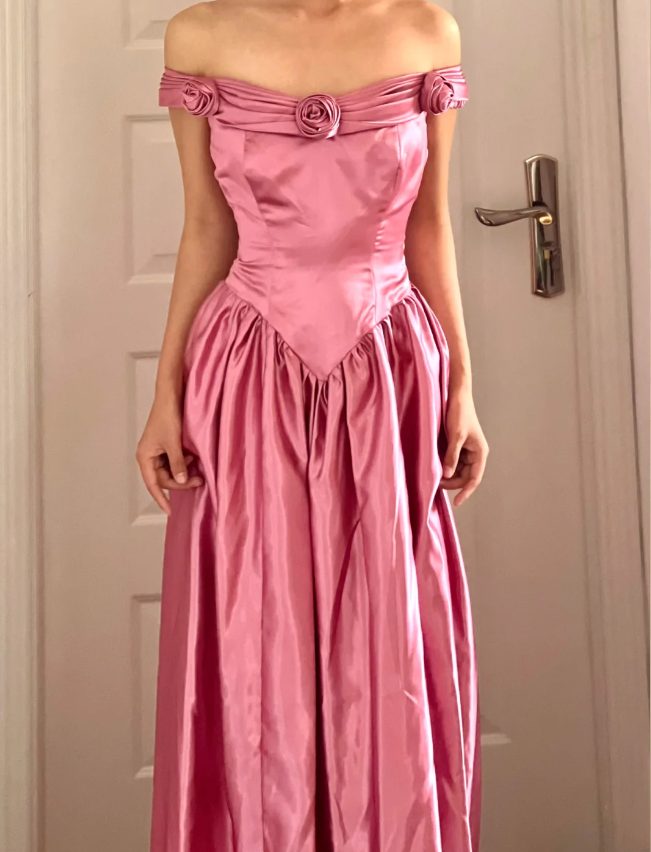 Retro Sweet Pink A-line 3D Floral Off-Shoulder Satin Long Prom Dress Evening Dress P4159