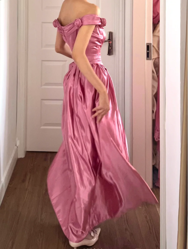 Retro Sweet Pink A-line 3D Floral Off-Shoulder Satin Long Prom Dress Evening Dress P4159