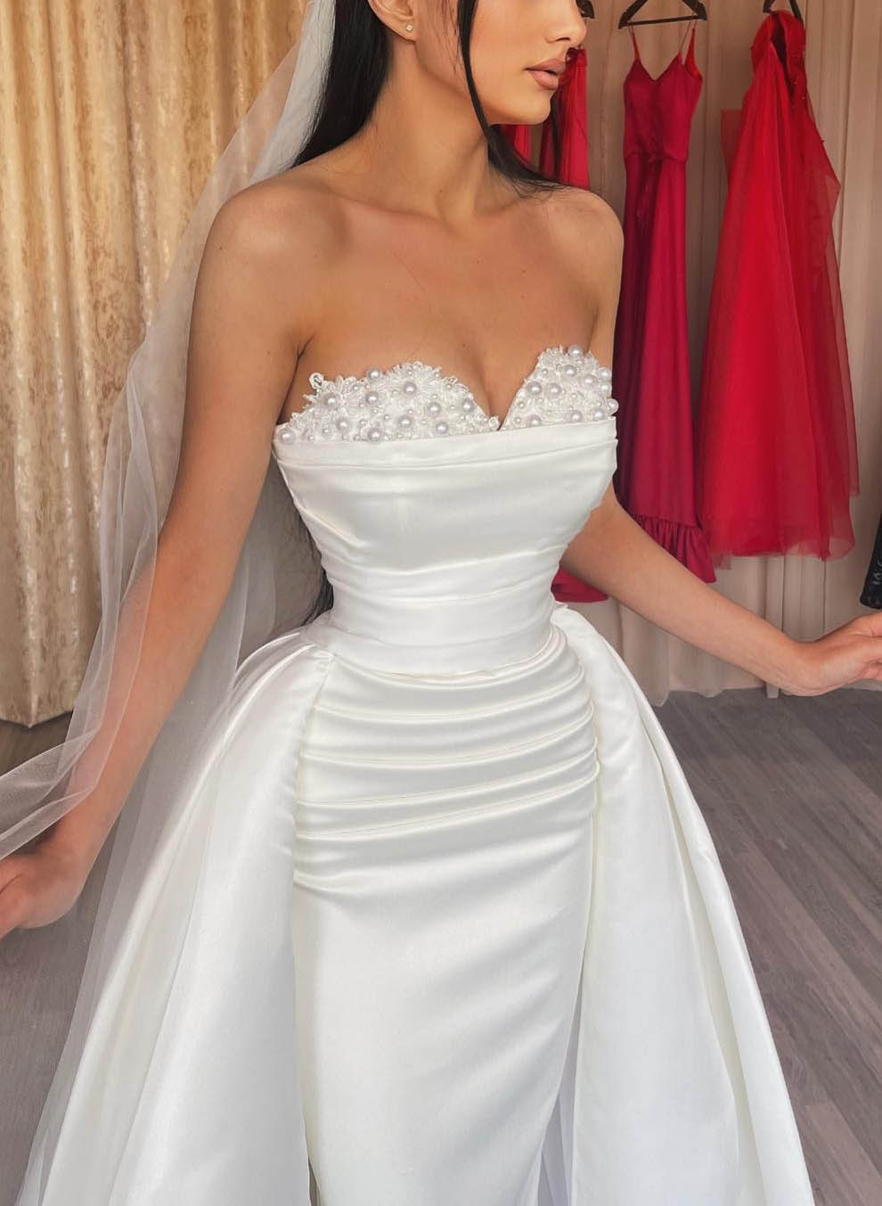 Mermaid Wedding Dresses With Detachable Skirt Sweetheart Long Sleeves Beaded With Pearls Wedding Dress