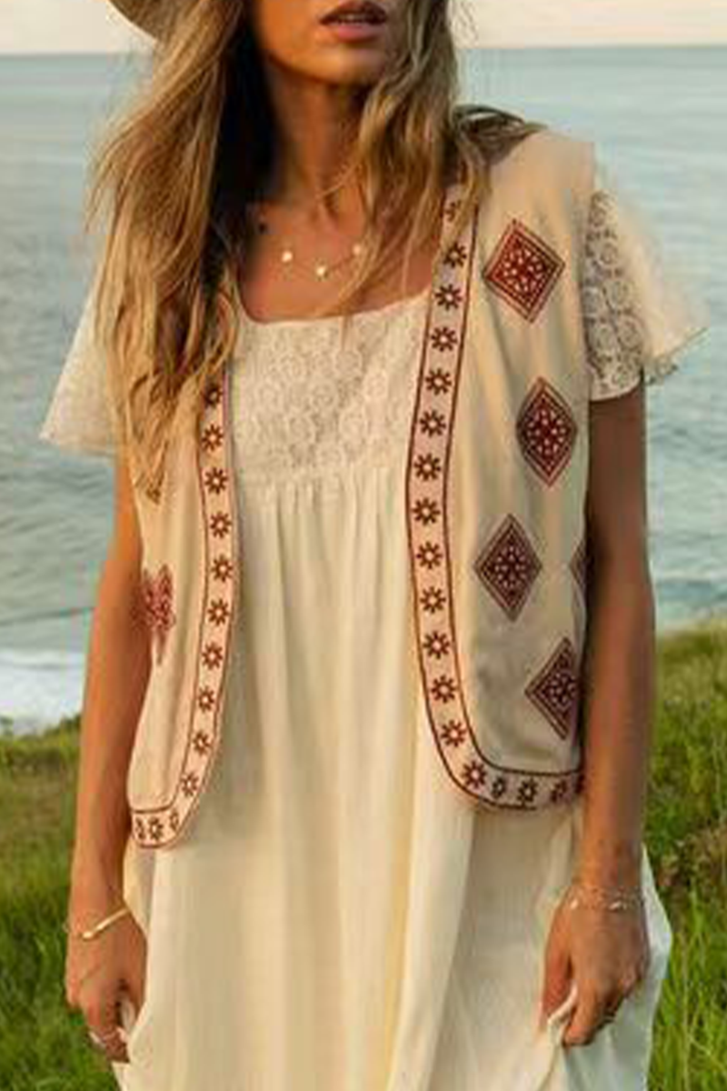 Colorblock Embroidery Cardigan Waistcoat for Stylish Layers