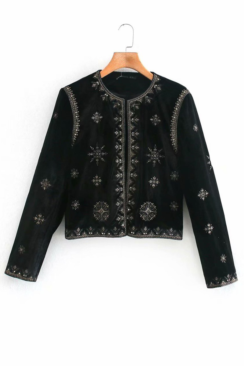 Elegant Floral Embroidered O Neck Blazer for Stylish Looks