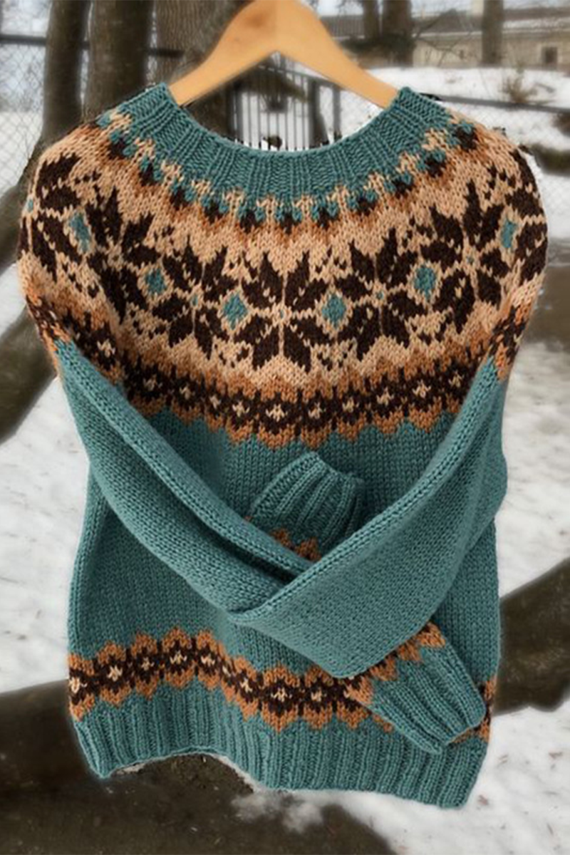 Geometric Stripe O Neck Sweater for Effortless Style