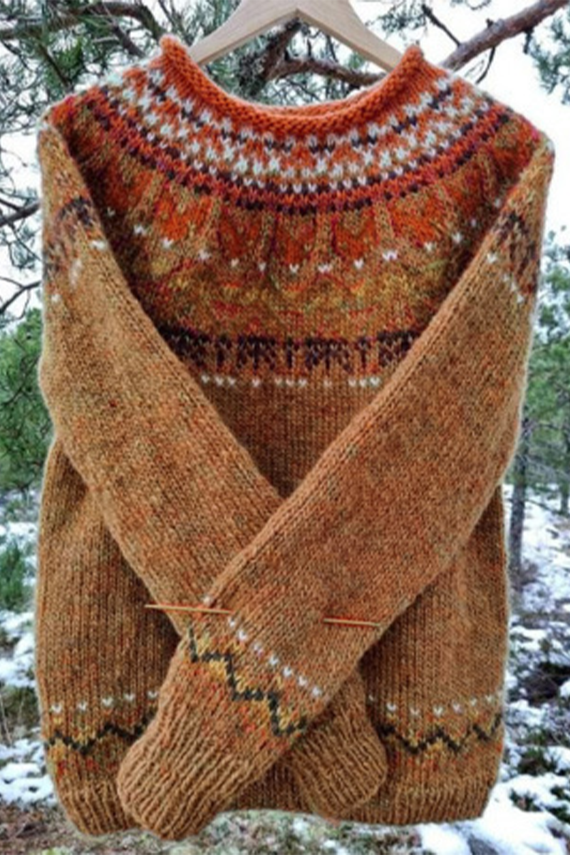 Geometric Stripe O Neck Sweater for Effortless Style