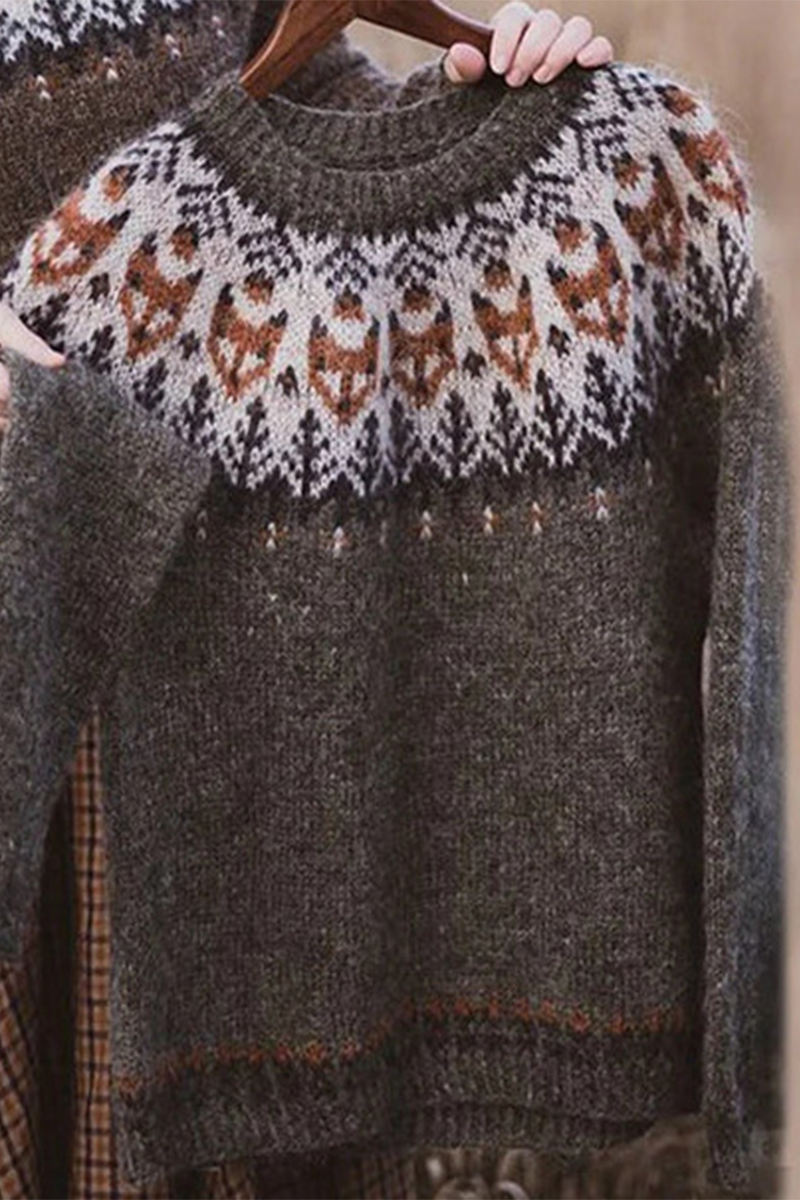 Geometric Stripe O Neck Sweater for Effortless Style