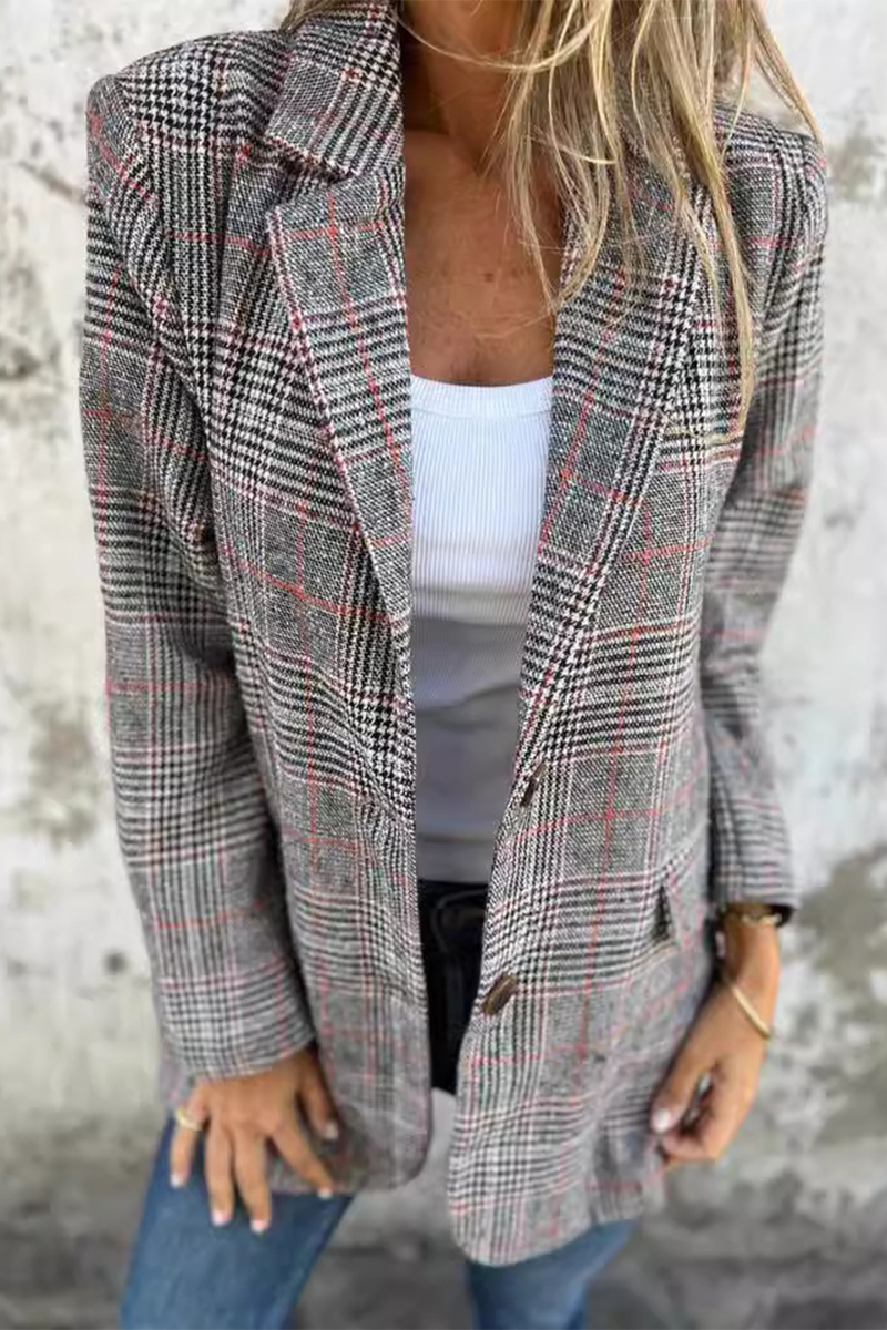 Casual Plaid Button-Up Jacket with Elegant Turn-Back Collar