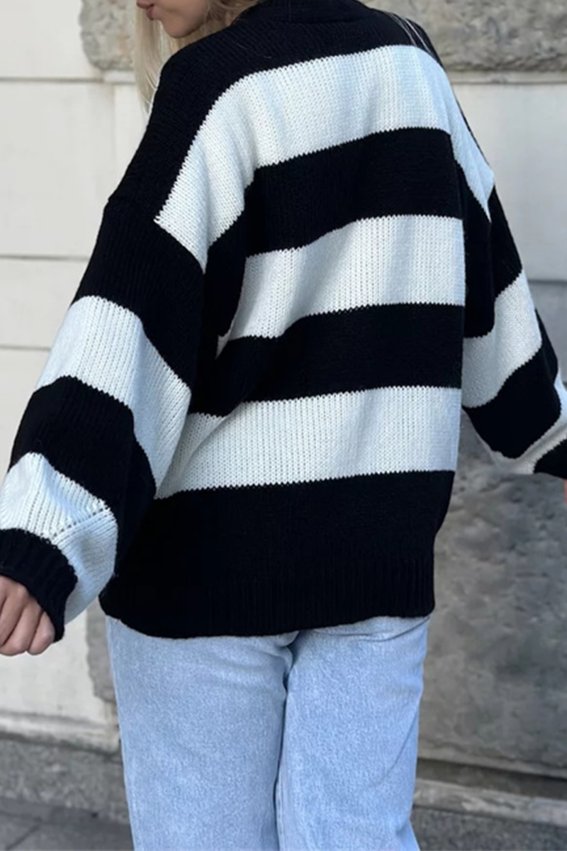 Casual V Neck Knitted Jacket with Pocket Patchwork Design