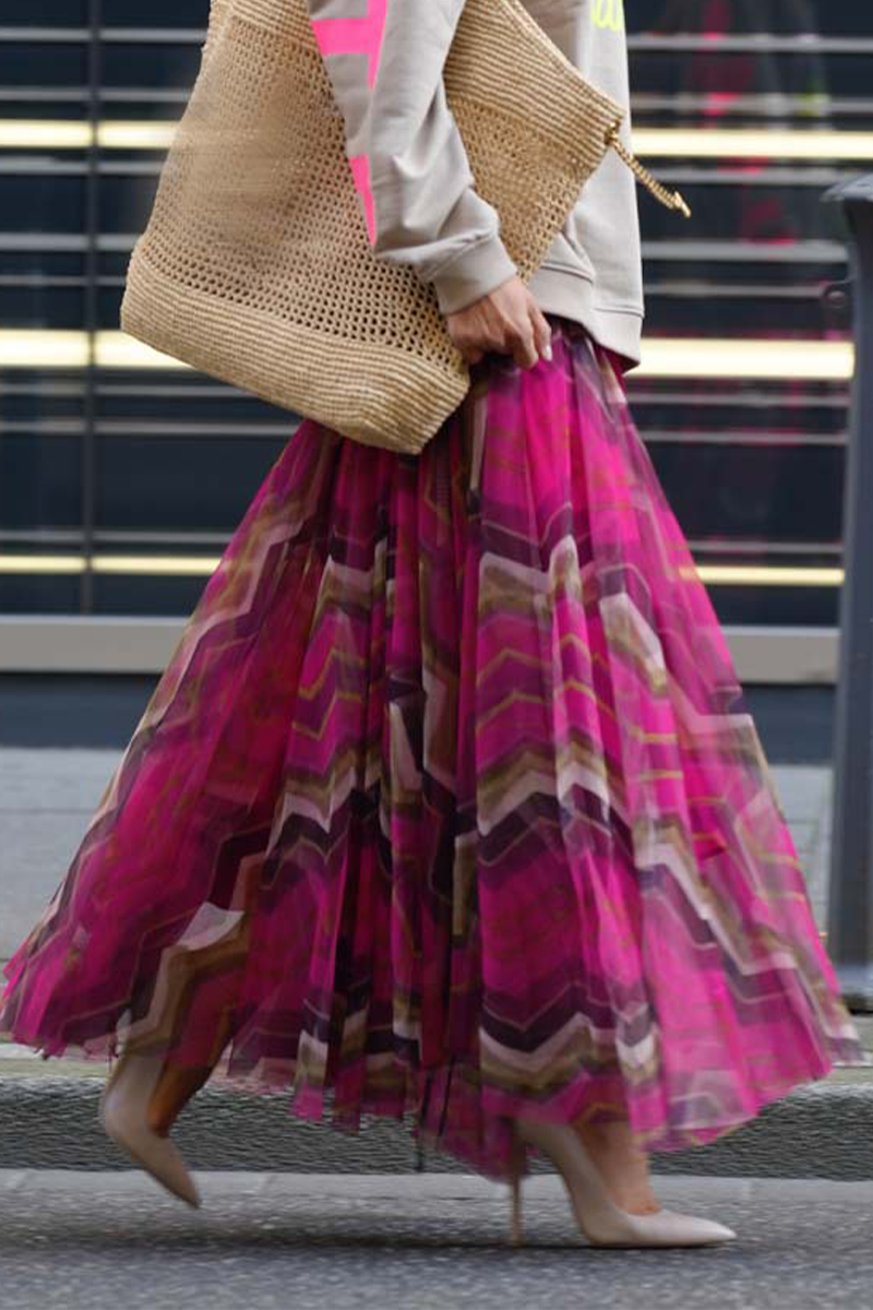 Casual Stripe Mesh Contrast Loose High Waist Type A Bottoms - Fashionpara