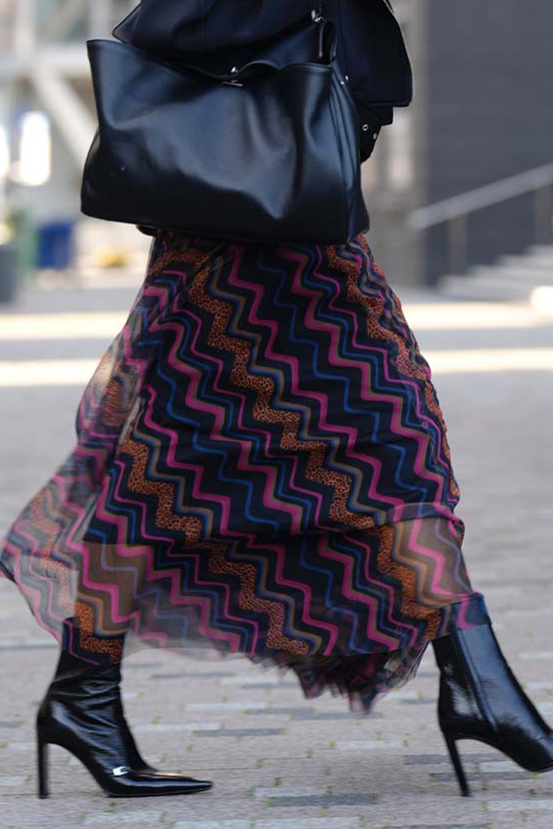 Casual Stripe Mesh Contrast Loose High Waist Type A Bottoms - Fashionpara