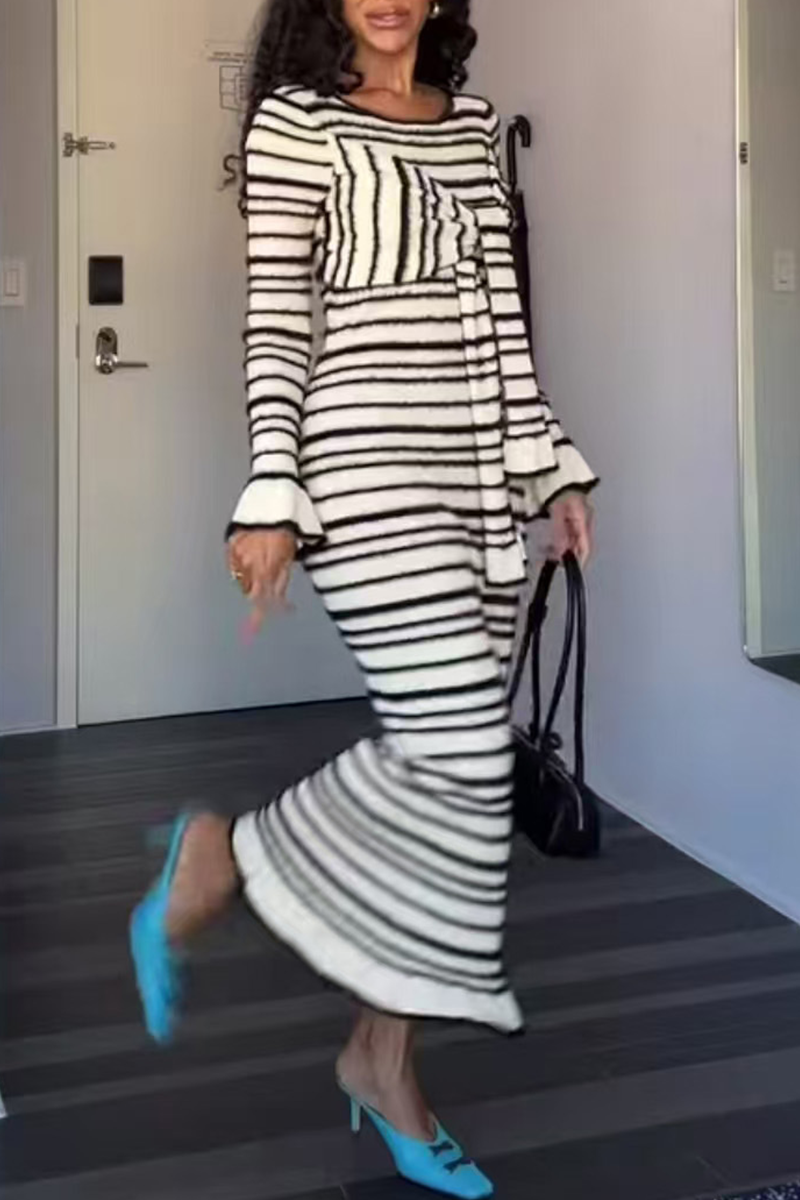 Casual Stripe Patchwork Bow Decor Contrast O Neck One Step Skirt Dresses - Fashionpara